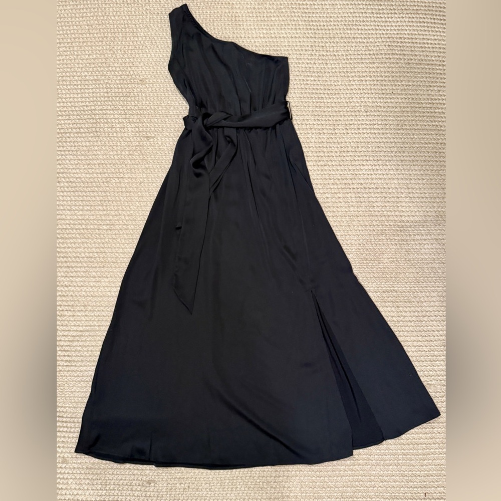 Elegant Black Maxi Dress